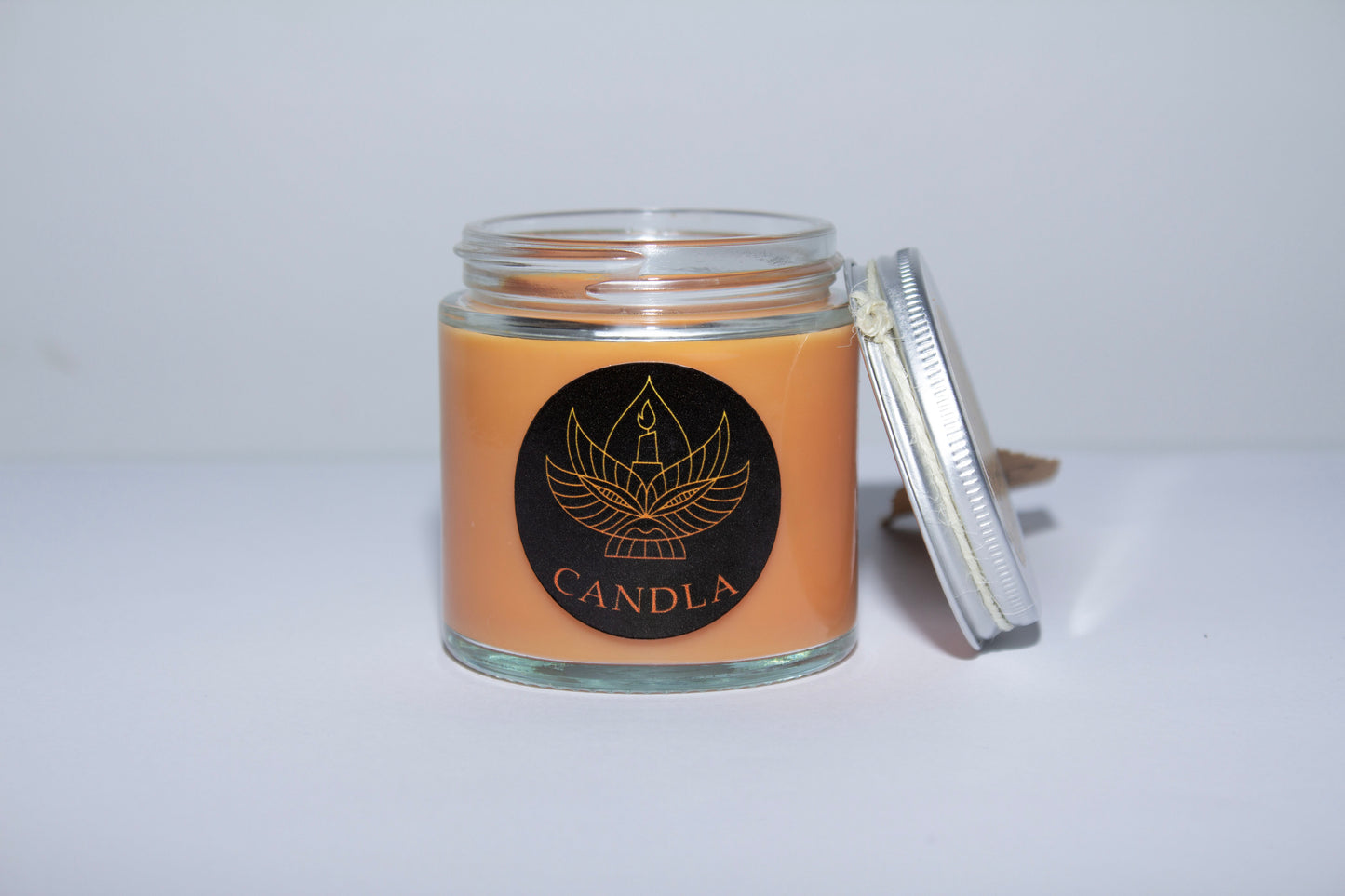 lumanare parfumata golden rush cu aroma de caramel sarat