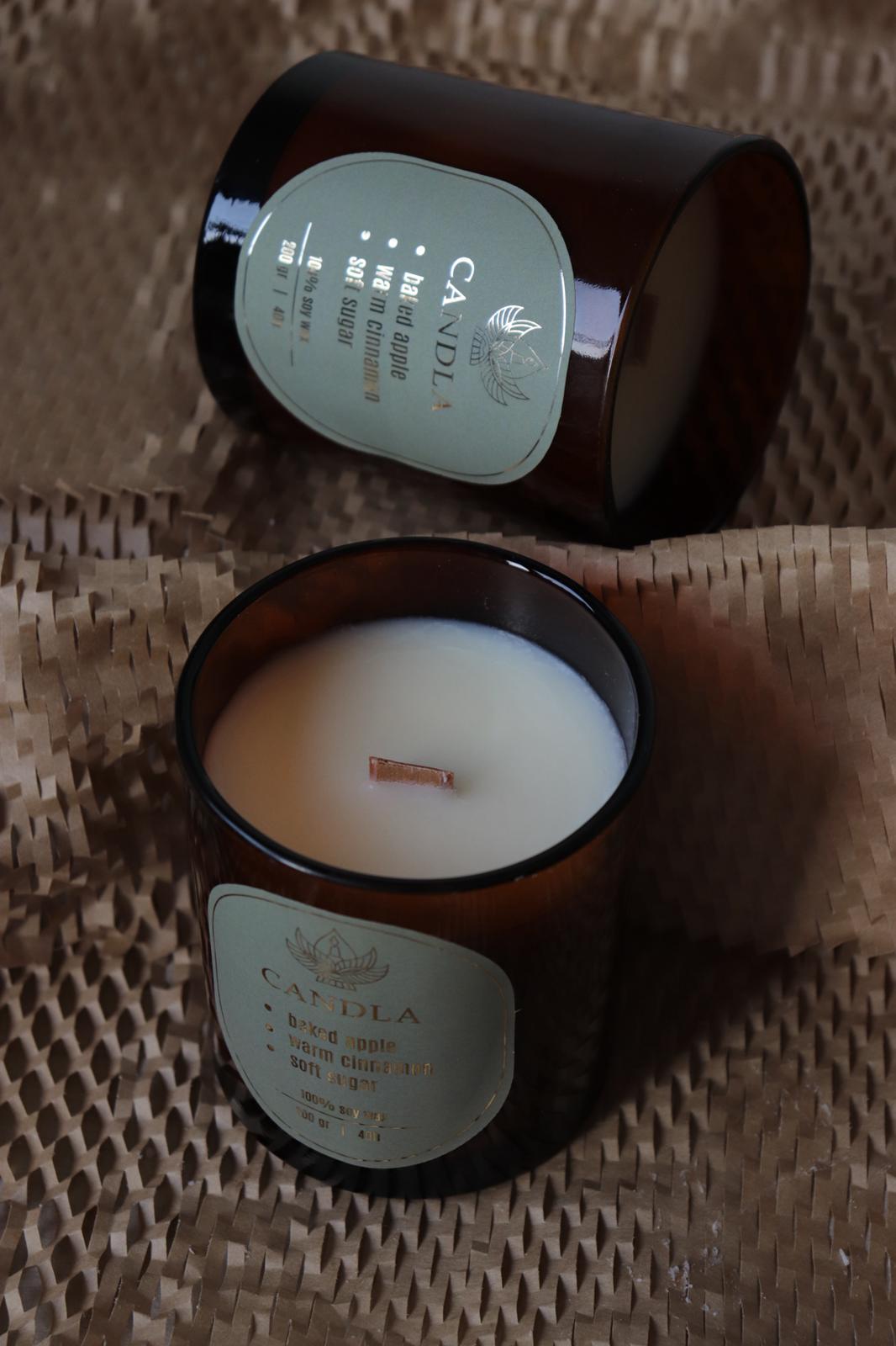 Lumânare parfumată Venti – Strudel cu Mere