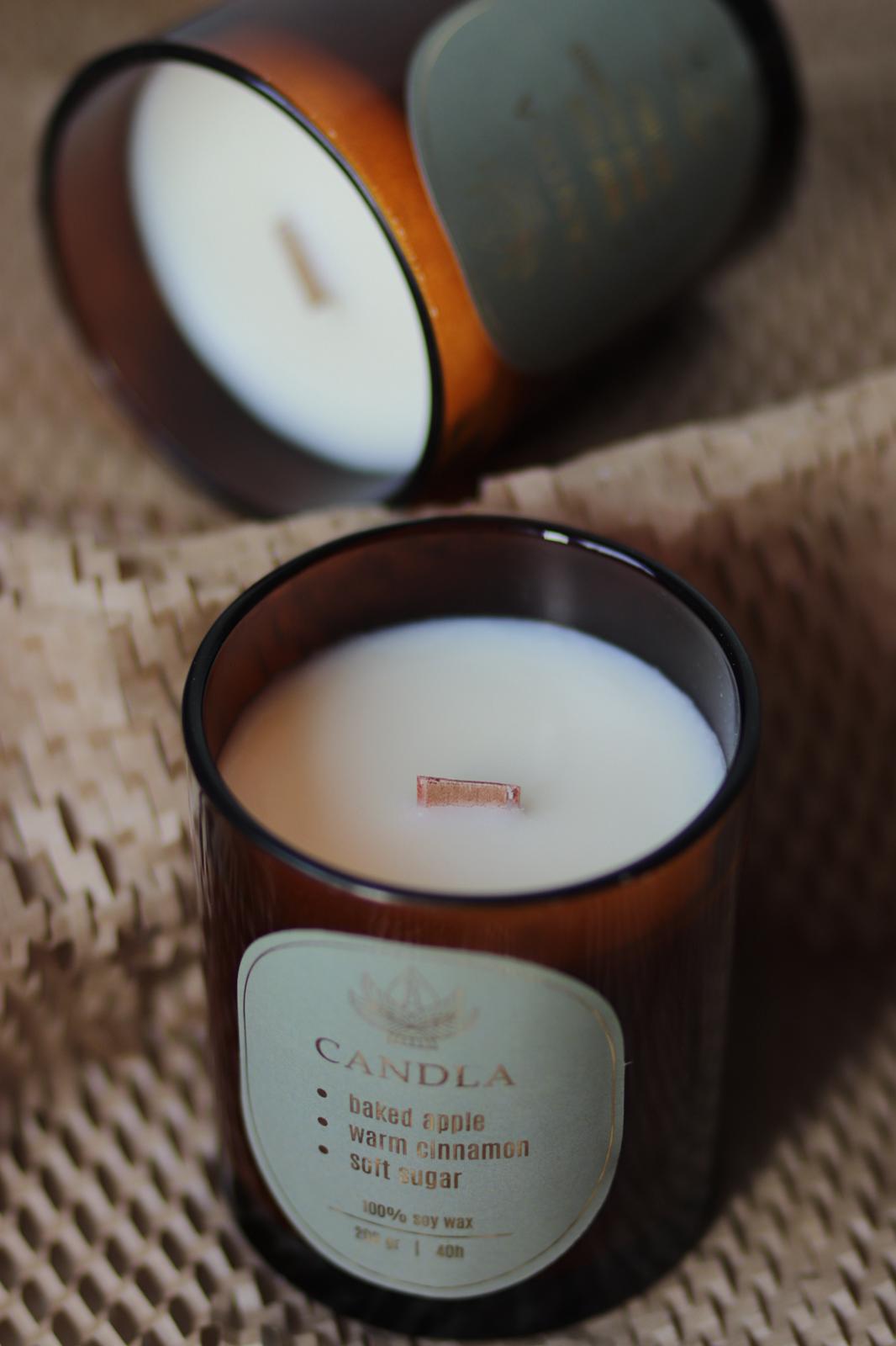 Lumânare parfumată Venti – Strudel cu Mere